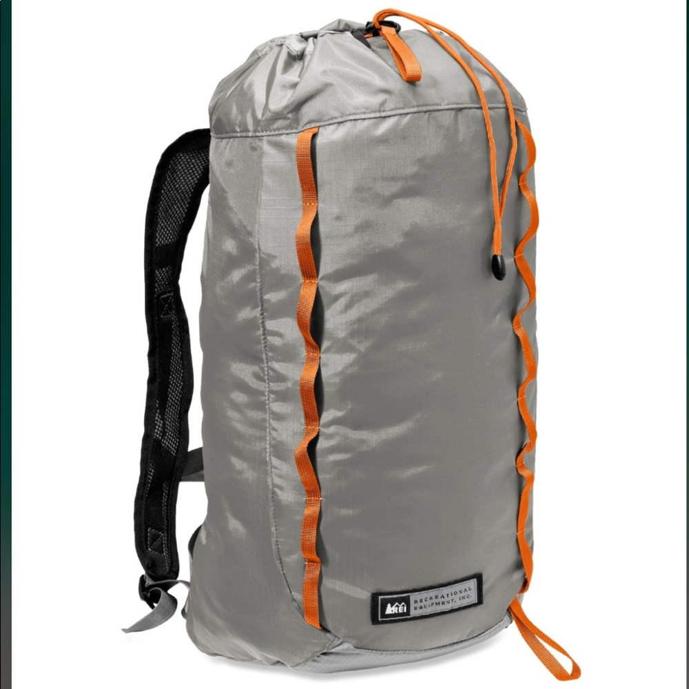 REI 18 liter backpack